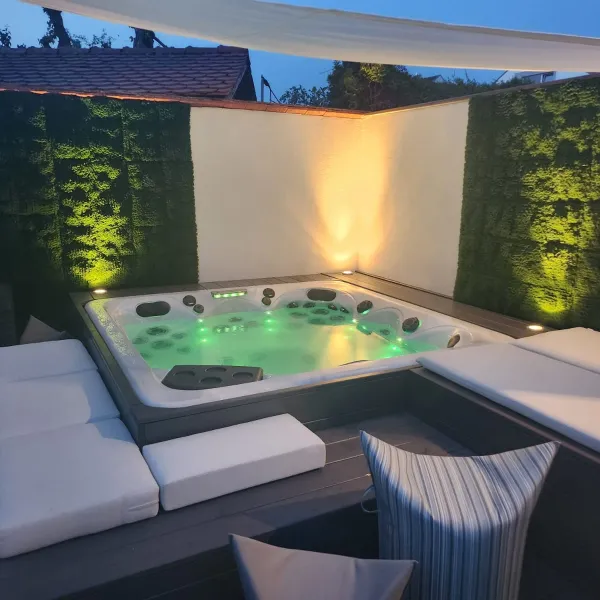Whirlpool Lindau